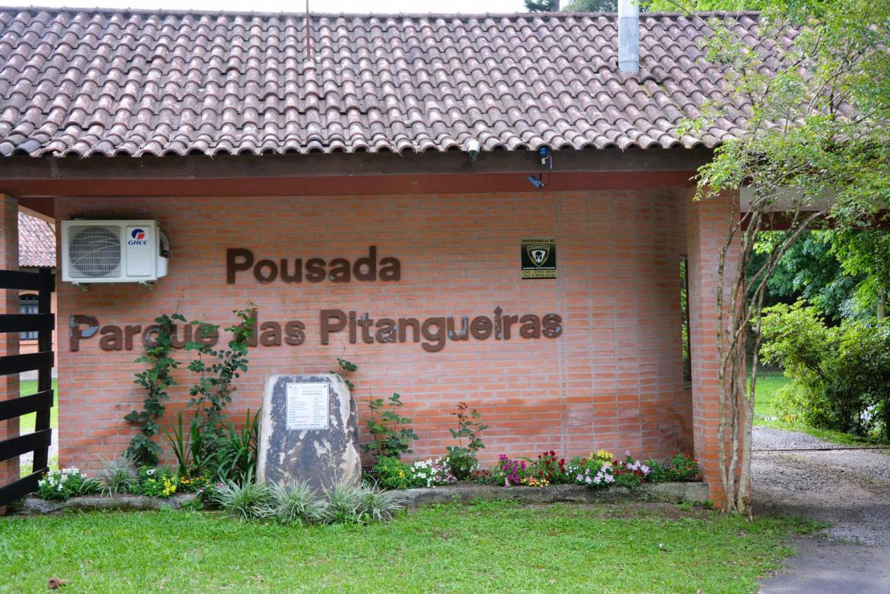 Pousada Parque Das Pitangueiras Флорис-да-Кунья Экстерьер фото