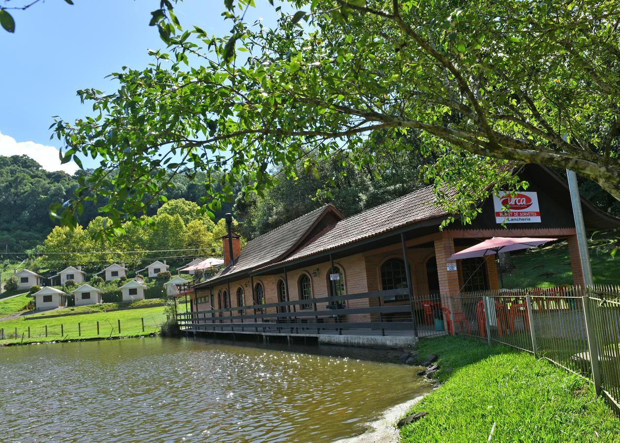 Pousada Parque Das Pitangueiras Флорис-да-Кунья Экстерьер фото